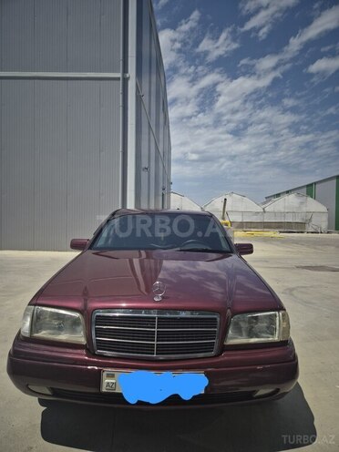 Mercedes C 180 1996, 310,000 km - 1.8 l - Xudat