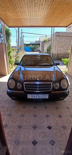Mercedes E 240 1998, 295,000 km - 2.4 l - Bakı