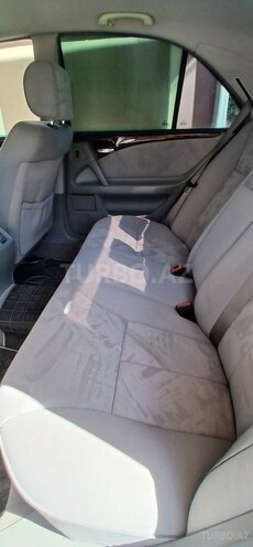 Mercedes E 240 1998, 295,000 km - 2.4 l - Bakı