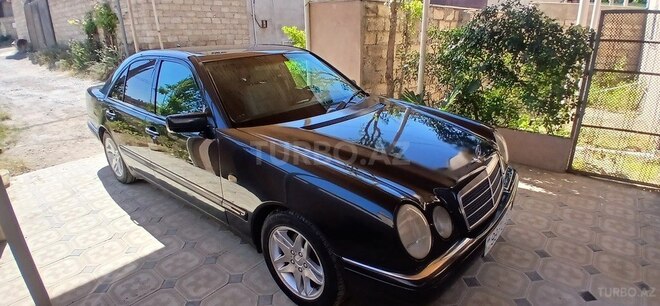 Mercedes E 240 1998, 295,000 km - 2.4 l - Bakı