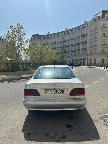 Mercedes E 270 1999, 348,000 km - 2.7 l - Tovuz