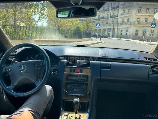 Mercedes E 270 1999, 348,000 km - 2.7 l - Tovuz