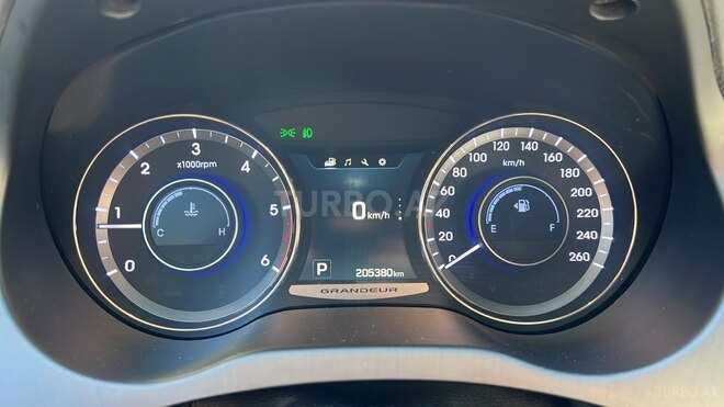 Hyundai Grandeur 2016, 205,000 km - 2.2 л - Bakı