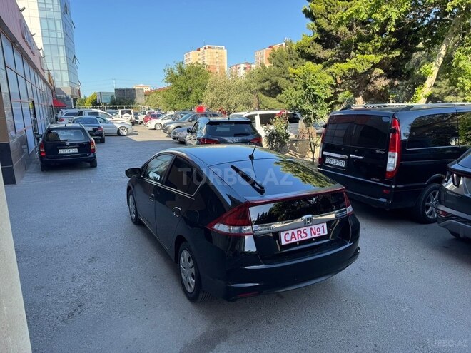 Honda Insight-8