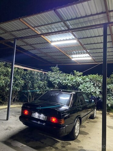 Mercedes 190 1992, 300,000 km - 2.0 l - Gəncə