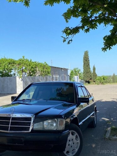 Mercedes 190 1992, 300,000 km - 2.0 l - Gəncə