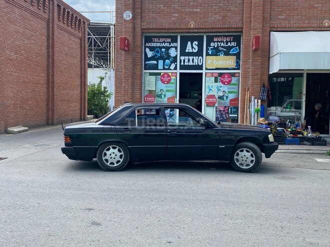 Mercedes 190 1992, 300,000 km - 2.0 l - Gəncə