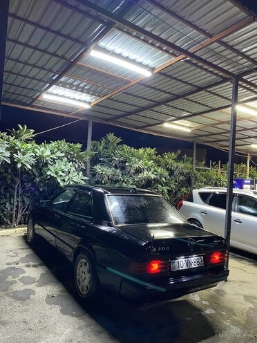 Mercedes 190 1992, 300,000 km - 2.0 l - Gəncə
