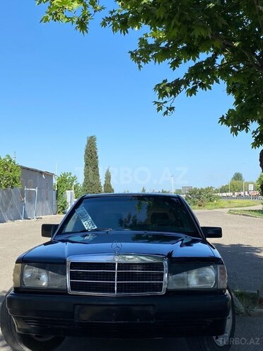 Mercedes 190 1992, 300,000 km - 2.0 l - Gəncə