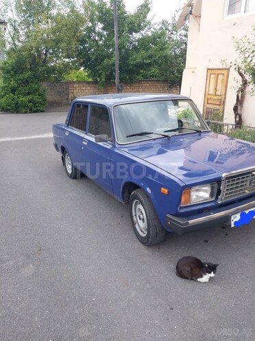 LADA (VAZ) 2107 2005, 95,000 km - 1.6 л - Qax