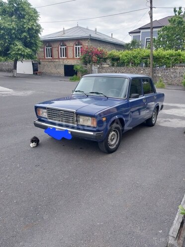 LADA (VAZ) 2107 2005, 95,000 km - 1.6 л - Qax