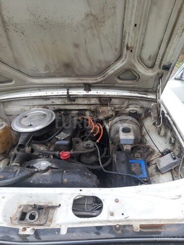 GAZ 24 1990, 300,000 km - 2.4 л - Bakı