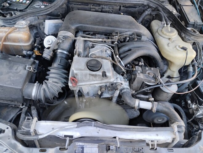 Mercedes E 250 1995, 575,000 km - 2.5 l - Bakı