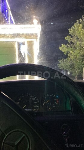 Mercedes 190 1992, 300,000 km - 2.0 l - Gəncə