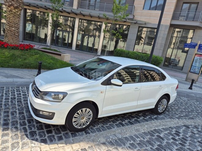 Volkswagen Polo 2018, 267,288 km - 1.6 l - Bakı