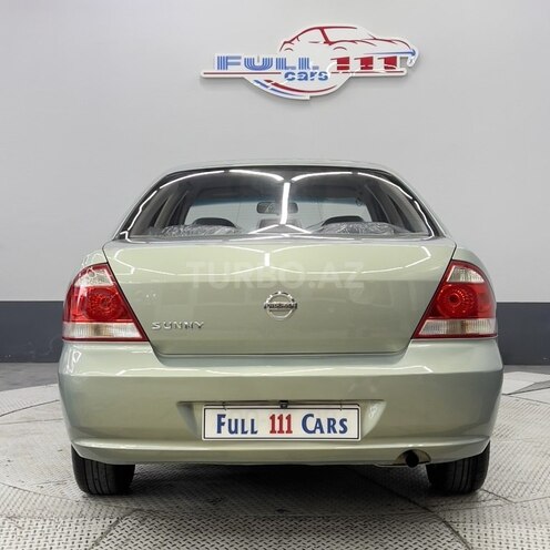 Nissan Sunny-7
