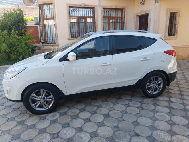 Hyundai ix35 2011, 300,343 km - 2.0 l - Bakı