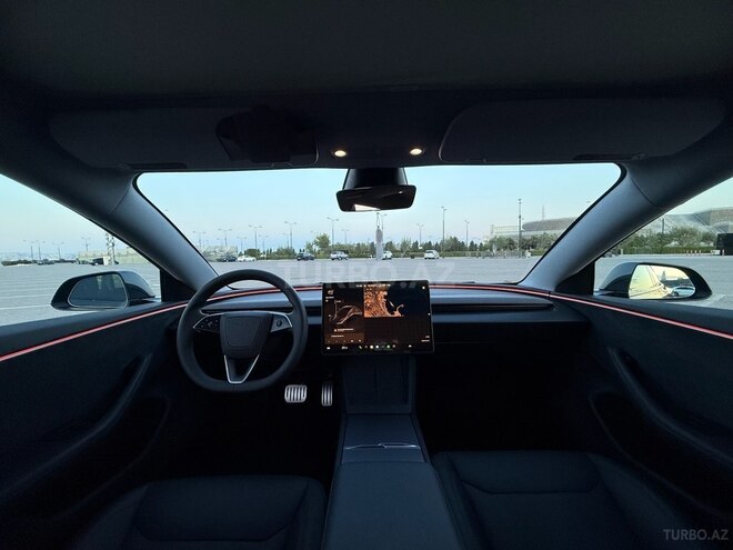 Tesla Model 3 2025, 3,700 km - 0.0 л - Bakı
