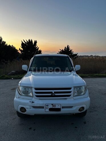 Mitsubishi Pajero io 2000, 254,000 km - 2.0 l - Bakı