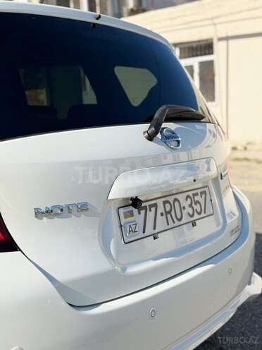 Nissan Note-8