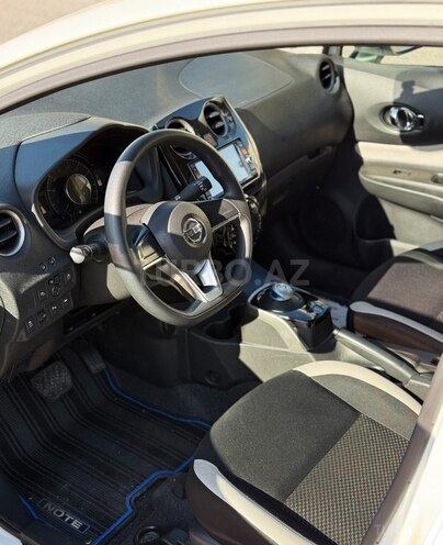 Nissan Note-9