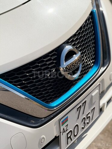 Nissan Note-7