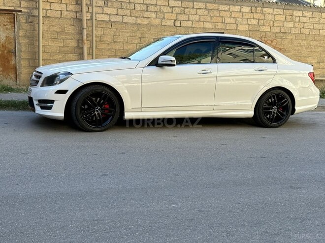 Mercedes C 250 2013, 239,000 km - 1.8 л - Xırdalan