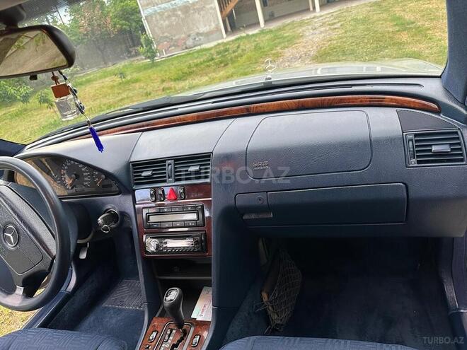 Mercedes C 200 1999, 207 km - 2.0 l - Ağdaş