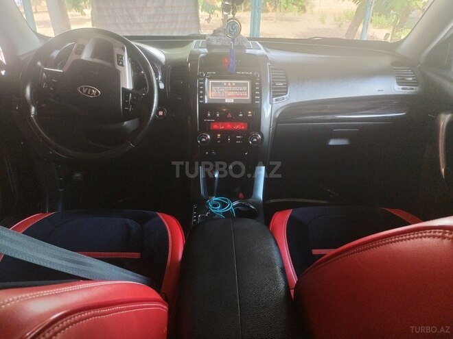 Kia Sorento 2011, 218,496 km - 2.0 l - Beyləqan