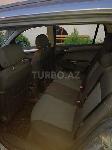 Opel Astra 2005, 220,000 km - 2.0 l - Şəmkir