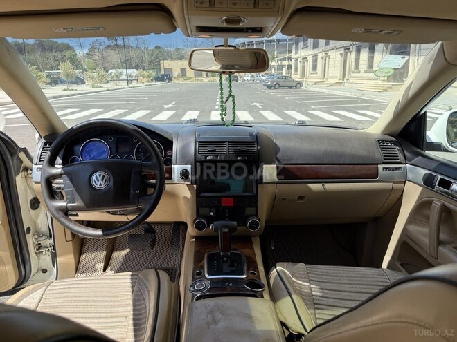 Volkswagen Touareg 2004, 186,000 km - 3.2 l - Xırdalan