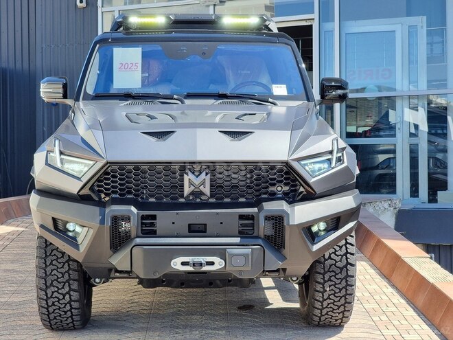 M-Hero 917-2