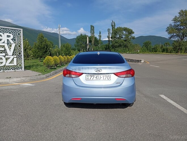 Hyundai Elantra 2012, 96,000 km - 1.8 l - Şəki