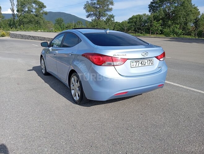 Hyundai Elantra 2012, 96,000 km - 1.8 l - Şəki