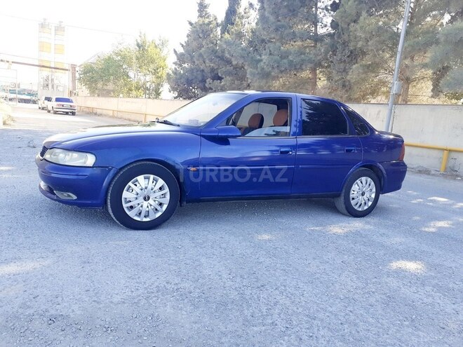 Opel Vectra 1999, 264,000 km - 1.6 l - Sumqayıt