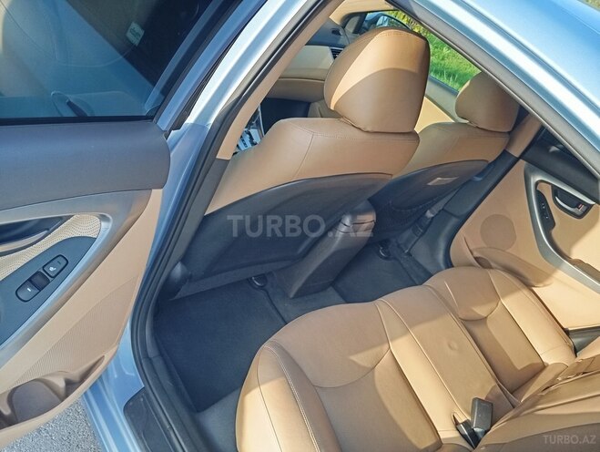 Hyundai Elantra 2012, 96,000 km - 1.8 l - Şəki