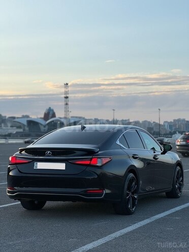 Lexus ES 300h 2022, 53,000 km - 2.5 л - Bakı