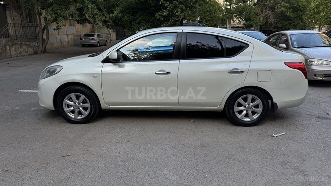 Nissan Sunny 2012, 255,000 km - 1.5 л - Bakı