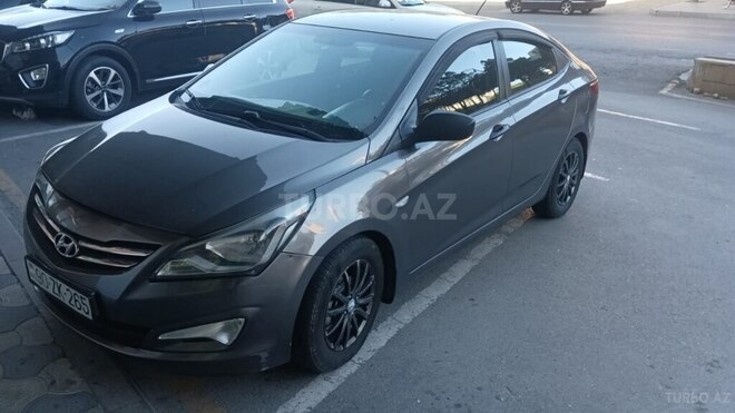 Hyundai Accent 2015, 200,000 km - 1.6 l - Bakı