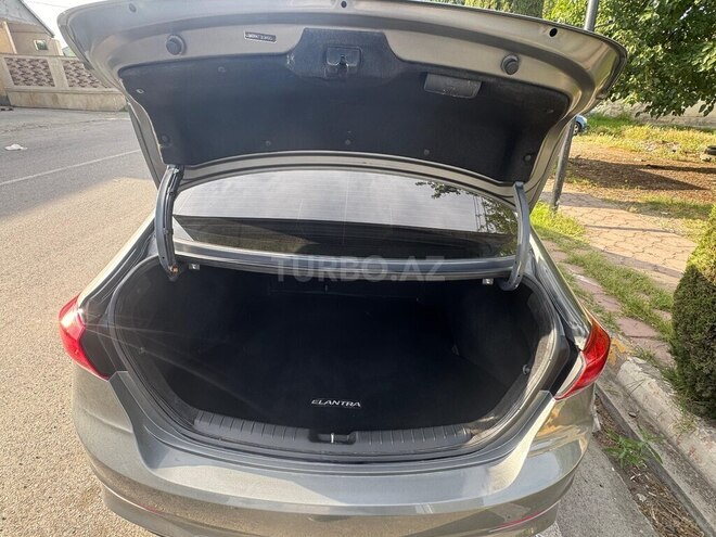 Hyundai Elantra 2017, 135,000 km - 2.0 l - Ağcabədi