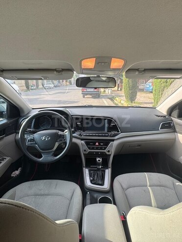 Hyundai Elantra 2017, 135,000 km - 2.0 l - Ağcabədi