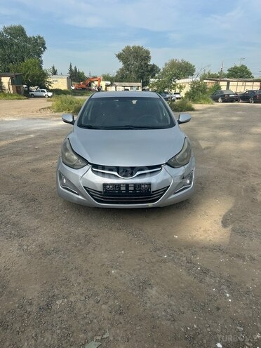Hyundai Elantra 2015, 325,252 km - 1.6 l - Ağstafa