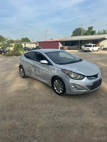 Hyundai Elantra 2015, 325,252 km - 1.6 l - Ağstafa