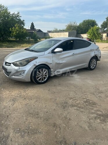 Hyundai Elantra 2015, 325,252 km - 1.6 l - Ağstafa