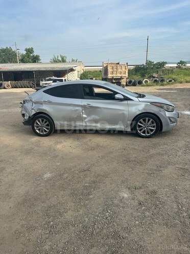 Hyundai Elantra 2015, 325,252 km - 1.6 l - Ağstafa