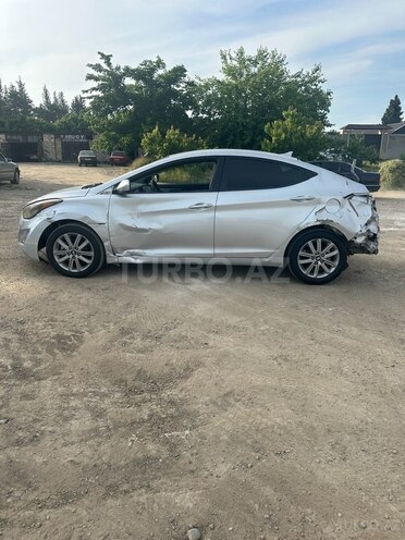 Hyundai Elantra 2015, 325,252 km - 1.6 l - Ağstafa