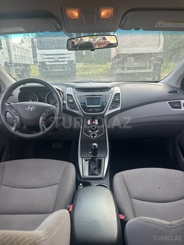 Hyundai Elantra 2015, 325,252 km - 1.6 l - Ağstafa