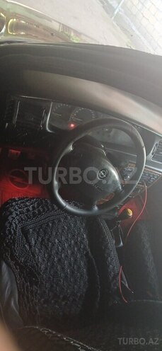 Opel Vectra 1995, 886,000 km - 2.0 l - Zaqatala