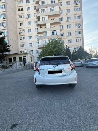 Toyota Aqua 2019, 64,000 km - 1.5 л - Bakı