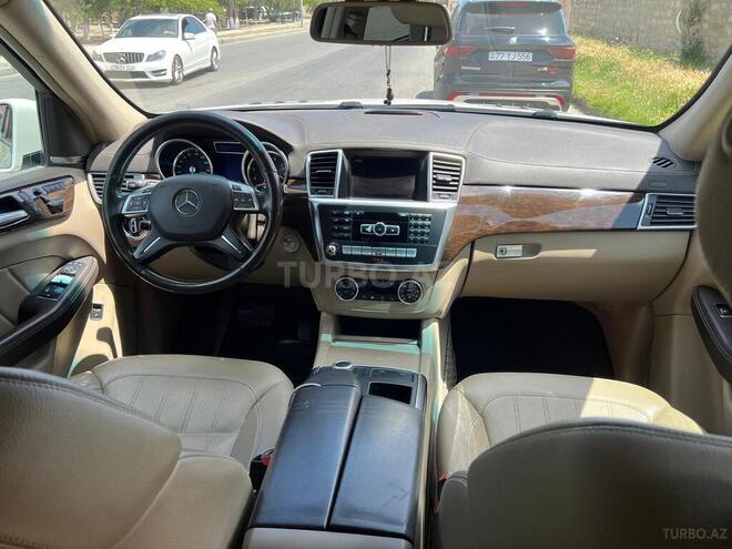Mercedes GL 450 4MATIC 2015, 323,556 km - 3.0 l - Bakı